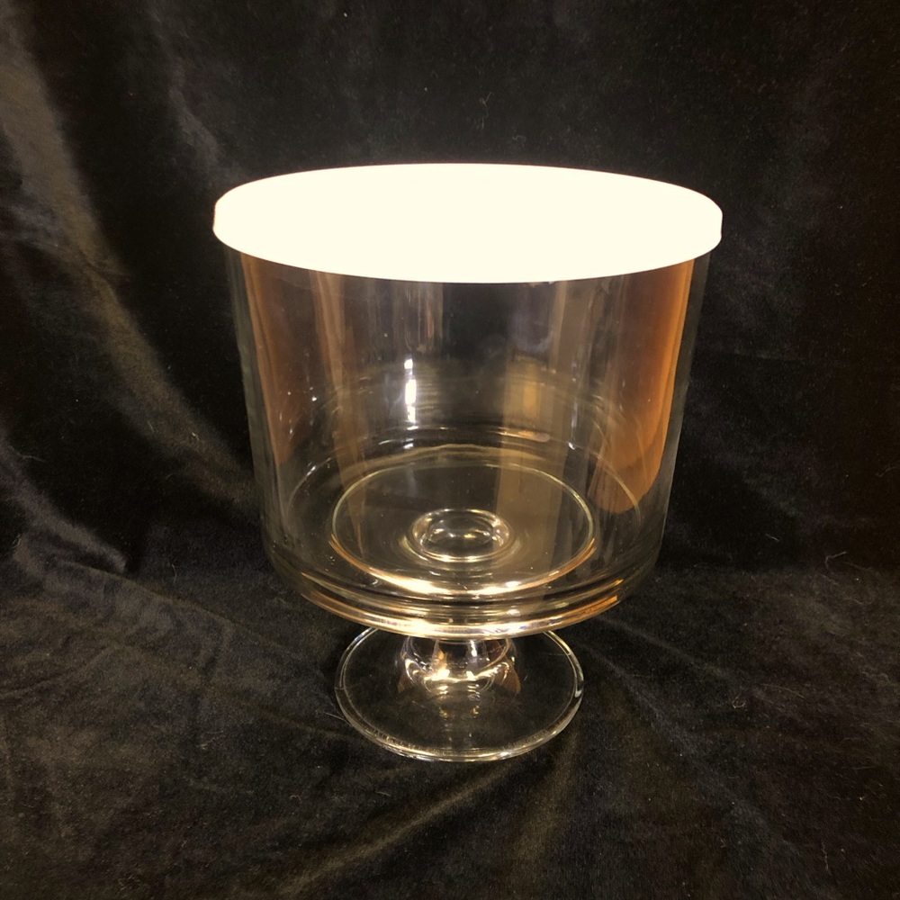 Brand New Pampered Chef Trifle Bowl
